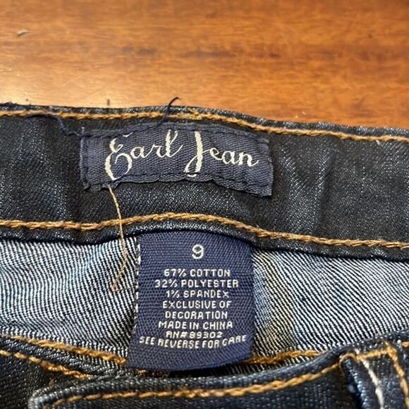 Earl Jeans Whiskered Flare Jeans size 9 - Picture 6 of 10